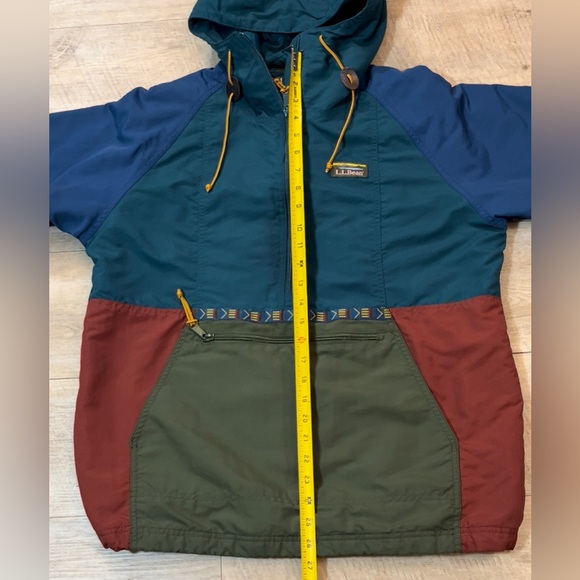 L.L. Bean Women's Mountain Classic Anorak Jacket Size Medium - Picture 7 of 8